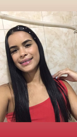 kenia-jovencita-encantadora-sonrrisa-preciosa-big-0