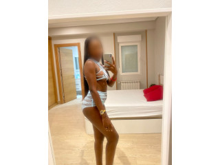 BELLA MORENA DISPONIBLE EN BARCELONA