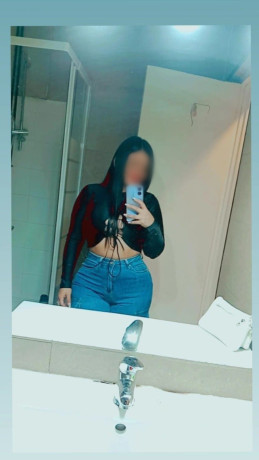 mia-peruana-masajista-y-acompanante-24hr-big-0