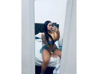 Tatiana complaciente y sensual masajista colombiana