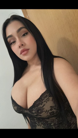 me-llamo-eva-soy-una-chica-delicada-sensual-big-1