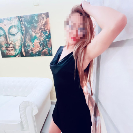 lucy-una-mujer-latina-encantadora-y-disponible-las-24-h-en-marbella-big-1