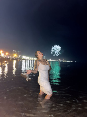 te-espero-con-las-piernas-abiertas-big-0