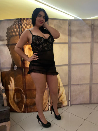 laura-encantadora-colombiana-big-3