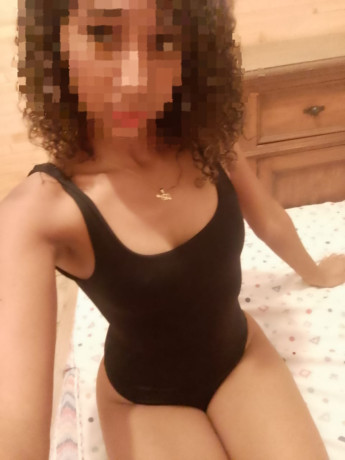 soy-esa-mujer-que-convierte-tu-deseo-en-necesidad-big-0