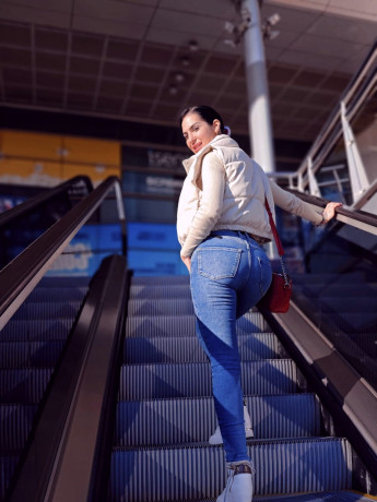 si-te-gustan-las-chicas-atrevidas-y-sin-tabues-big-0