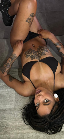 llego-con-una-sonrisa-que-abre-la-puerta-de-la-pasion-big-3