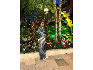 MIA, Atracción pensada para provocar curiosidad lenta